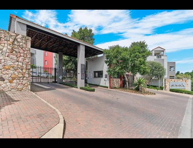 2 BEDROOM APARTMENT FOR SALE IN SUNNINGHILL